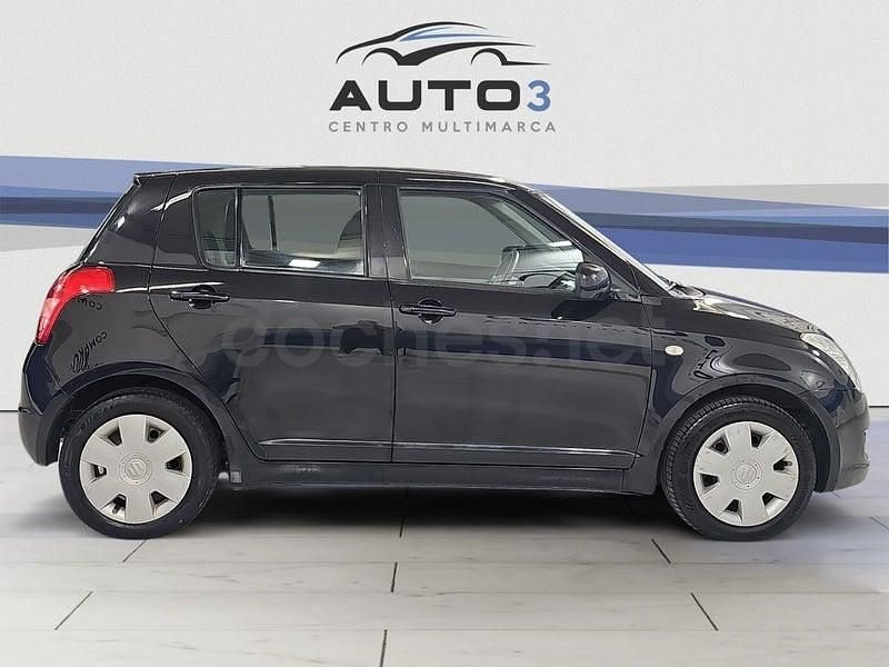 Usado Suzuki Swift GLX 92 CV (67 kW) 2009 Negro Utilitario