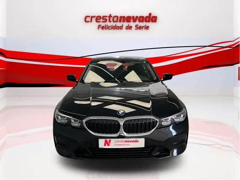 Usado BMW 318 Comfort Edition 150 CV (110 kW) 2022 Negro Berlina