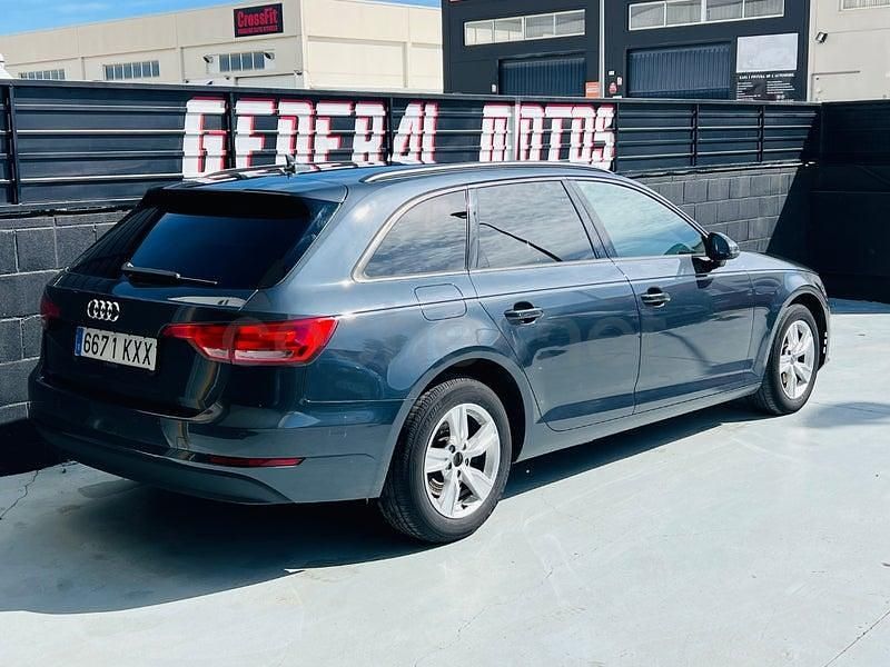Usado Audi A4 150 CV (110 kW) 2016 Azul Familiar