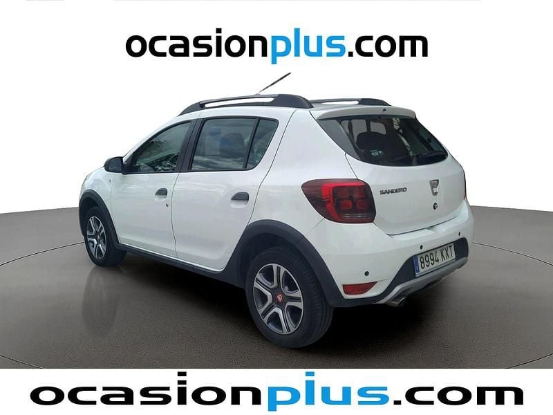 Usado Dacia Sandero 90 CV (66 kW) 2019 Blanco SUV