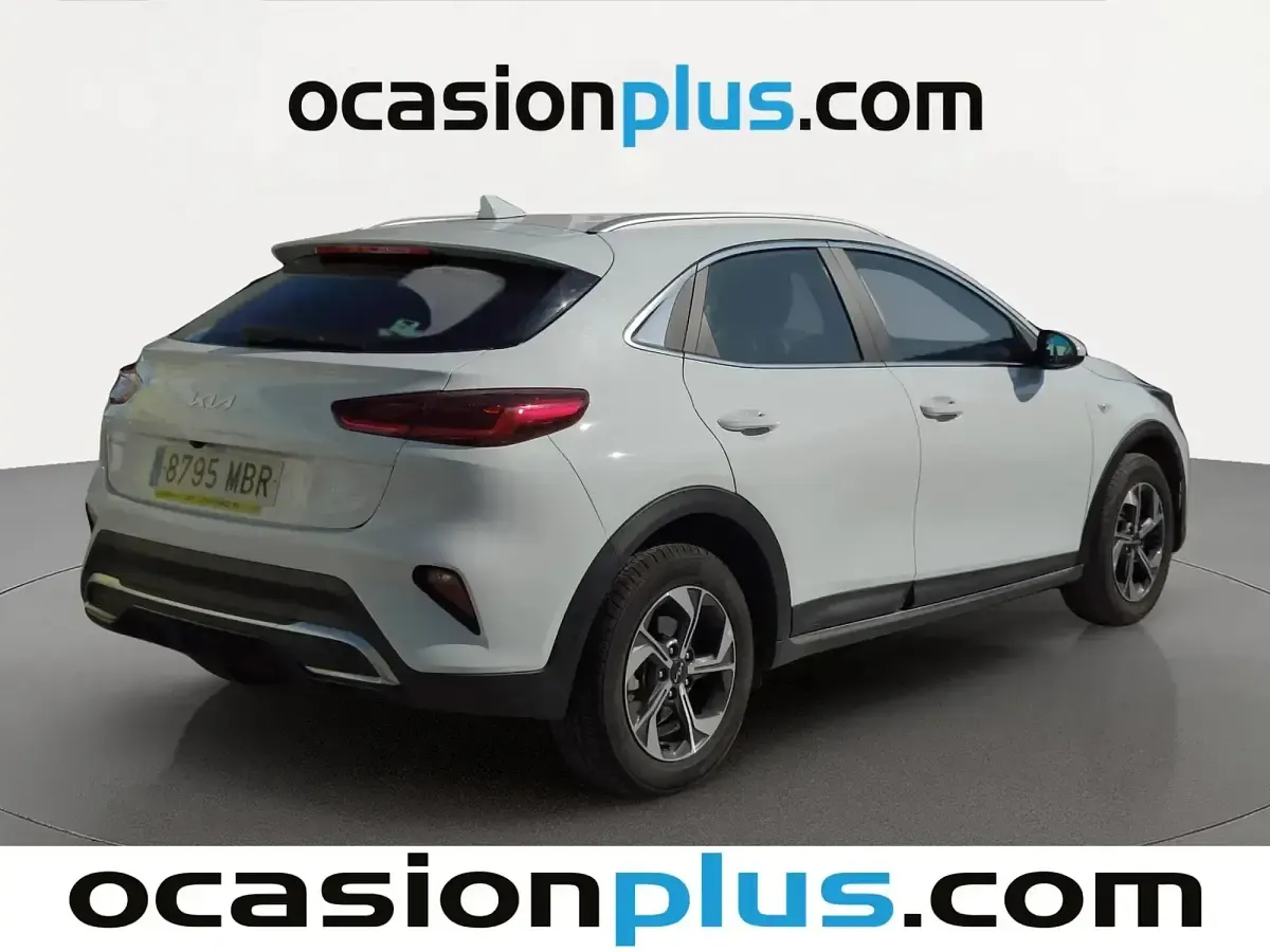 Usado Kia XCeed 120 CV (88 kW) 2022 Blanco SUV