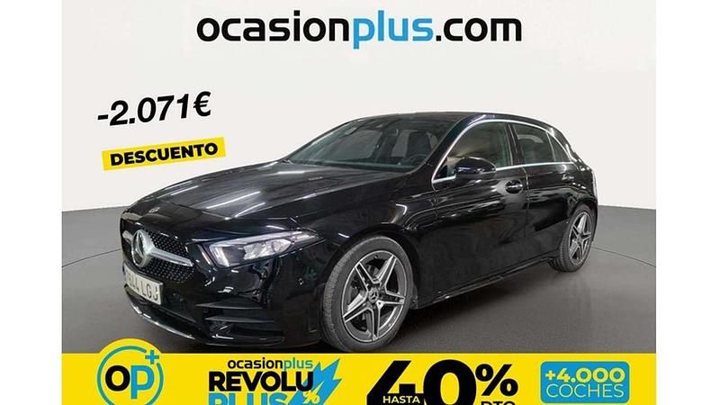 Usado Mercedes A180 116 CV (85 kW) 2020 Negro Utilitario