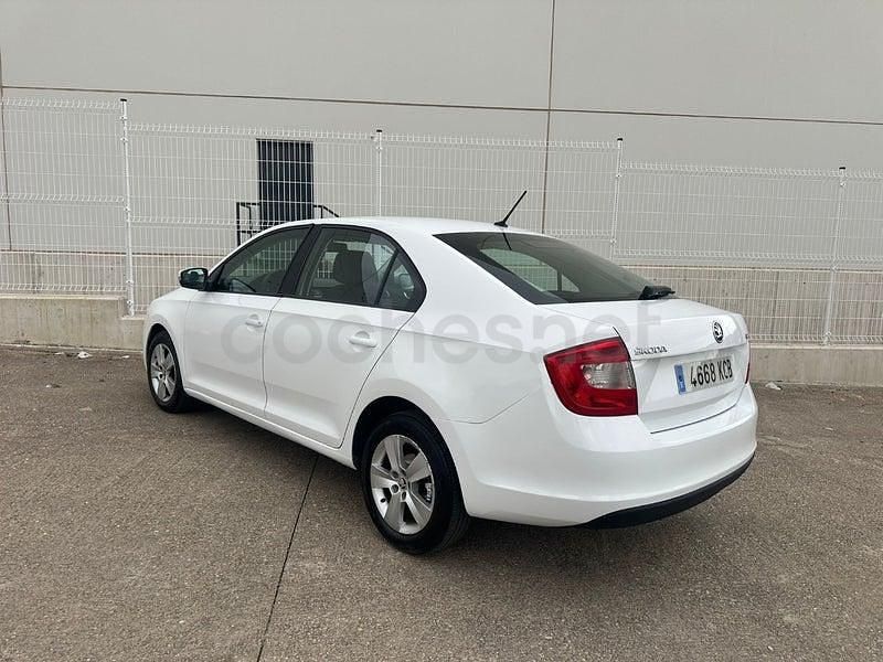 Usado Skoda Rapid Style 116 CV (85 kW) 2018 Blanco Utilitario