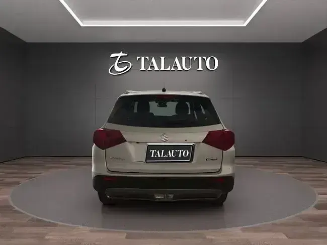 Nuevo Suzuki Vitara 110 CV (80 kW) 2025 Gris SUV