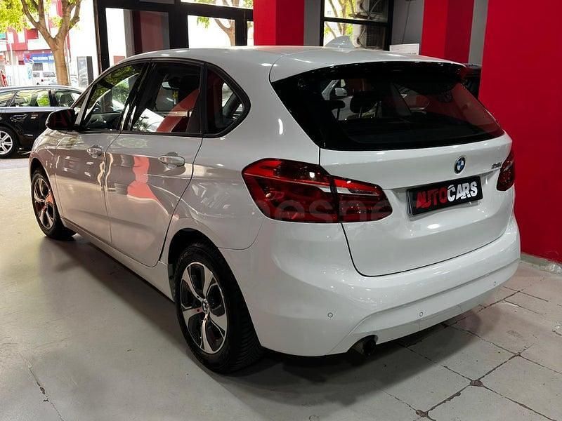 Usado BMW 218 Comfort Edition 136 HP (100 kW) 2017 Branco Carrinha