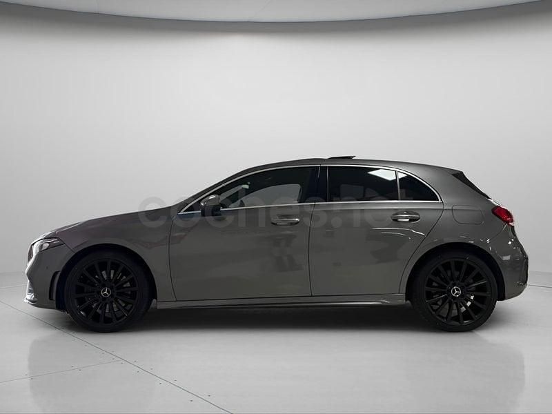 Usado Mercedes A250 218 CV (160 kW) 2022 Gris / plata Berlina
