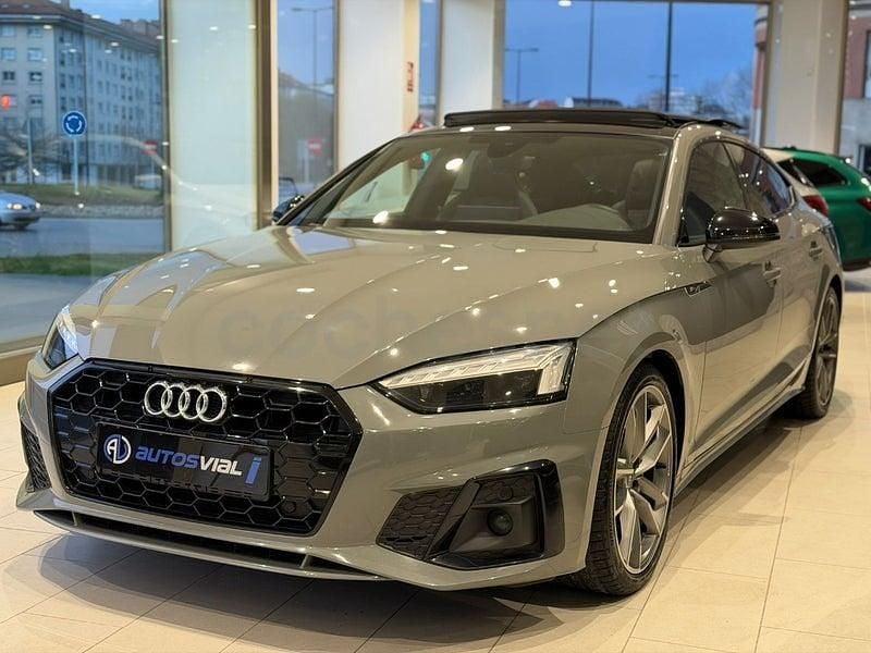 Usado Audi A5 Sportback S-Line 163 CV (119 kW) 2020 Gris / plata Utilitario