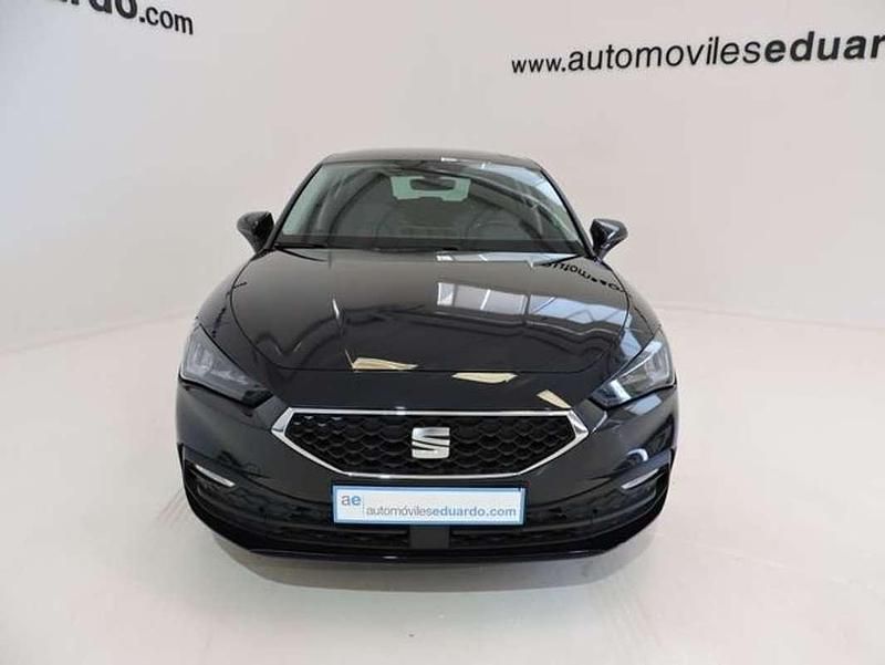 Usado Seat Leon 150 CV (110 kW) 2022 Negro Berlina