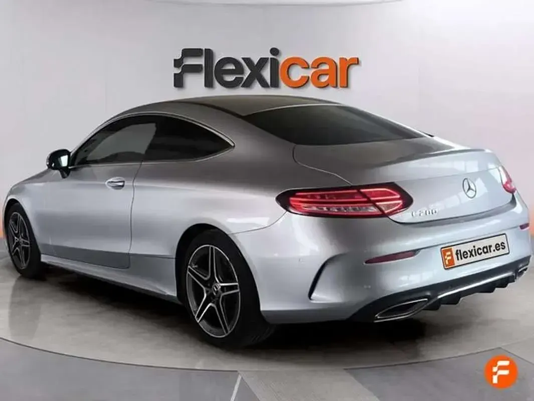 Usado Mercedes C200 184 CV (135 kW) 2019 Gris Coupe