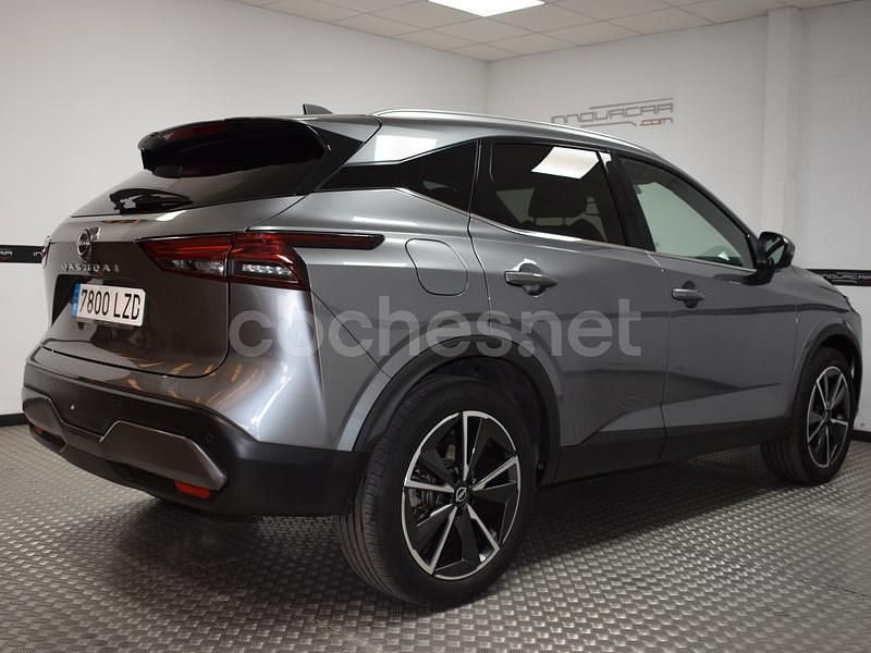Usado Nissan Qashqai Tekna 158 CV (116 kW) 2022 Gris / plata SUV