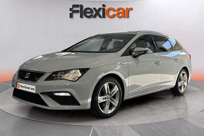 Usado Seat Leon FR 150 CV (110 kW) 2017 Blanco Berlina