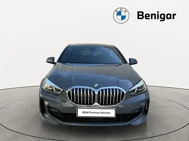 Usado BMW 118 Shadowline 150 CV (110 kW) 2021 Gris Utilitario