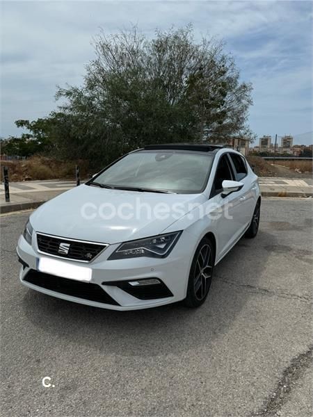 Usado Seat Leon FR 130 CV (95 kW) 2019 Blanco Berlina