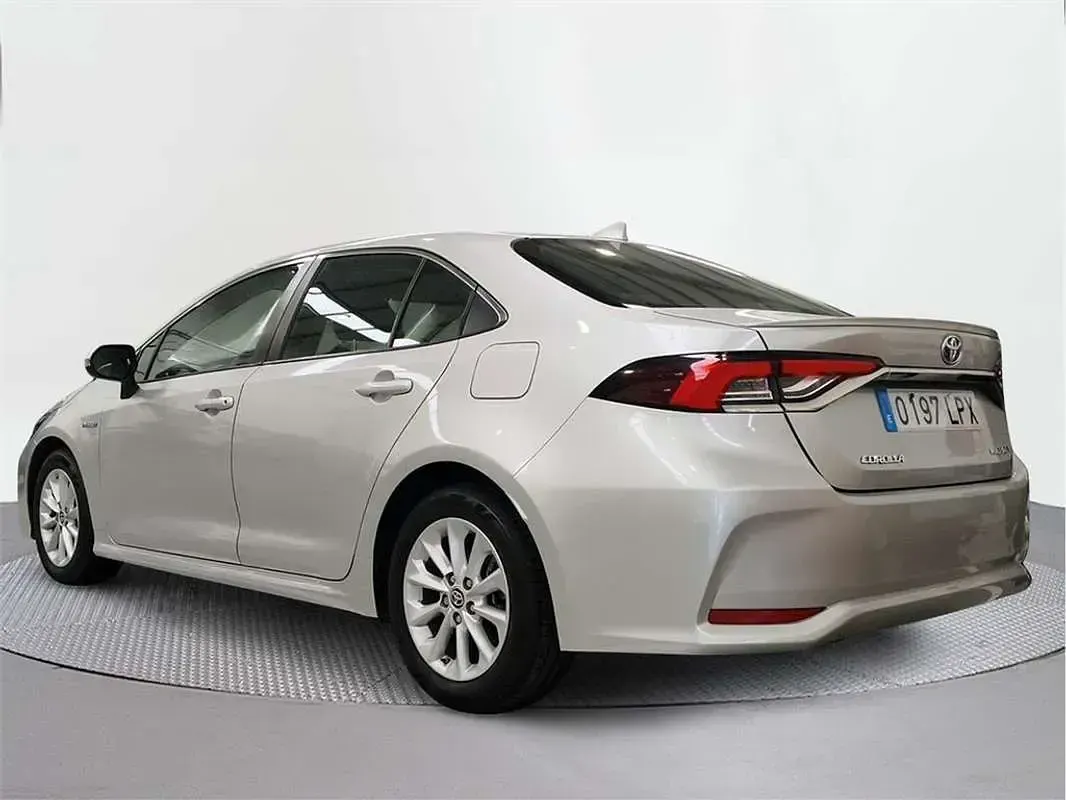 Usado Toyota Corolla Active 122 CV (89 kW) 2021 Berlina