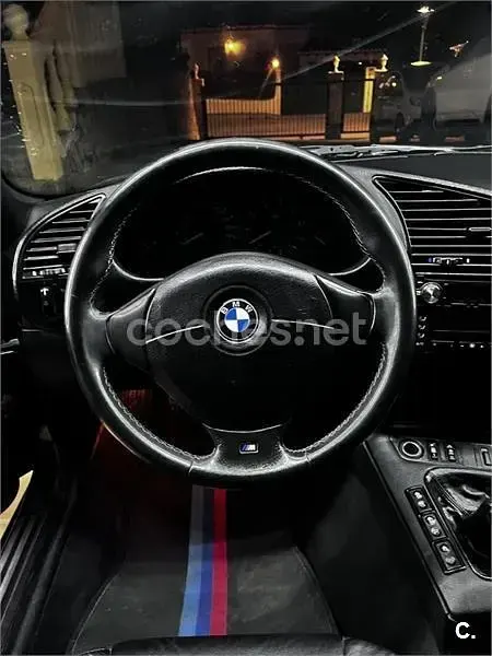Usado BMW 318 Cabriolet 115 CV (84 kW) 1999 Negro Descapotable
