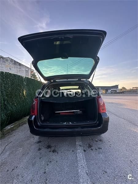 Negro Usado 2004 Peugeot 307 Familiar | 2700 € (Precio justo) - Imagen 1/4