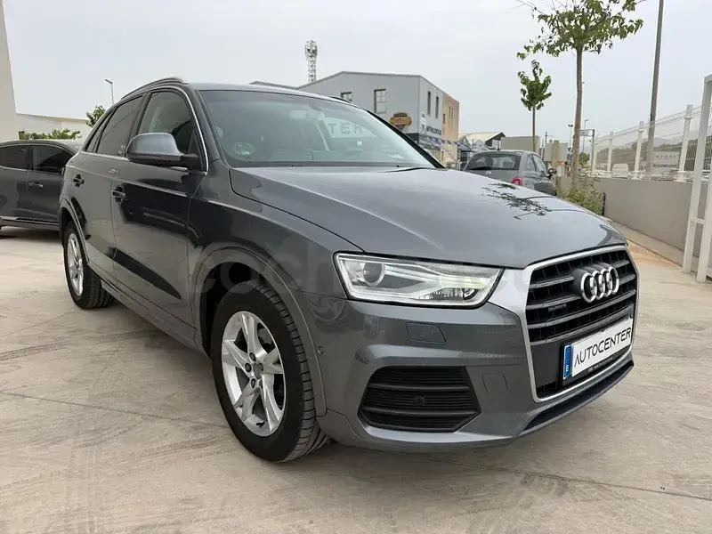 Usado Audi Q3 Premium 180 CV (132 kW) 2015 Gris / plata SUV