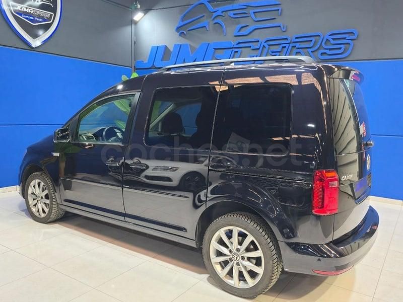 Usado VW Caddy Beach 102 CV (75 kW) 2019 Negro Monovolumen
