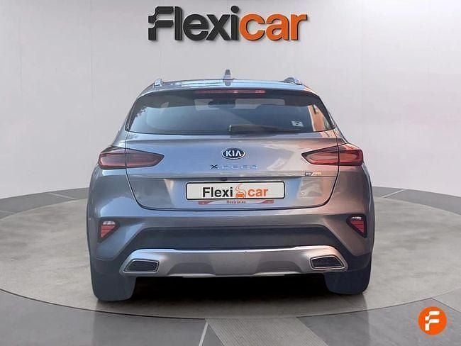 Usado Kia XCeed 141 CV (103 kW) 2021 Gris / plata SUV