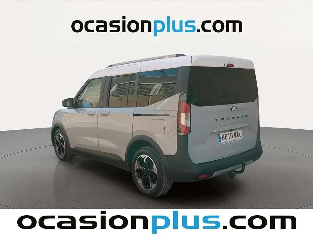 Usado Ford Tourneo Active 125 CV (91 kW) 2024 Gris Van