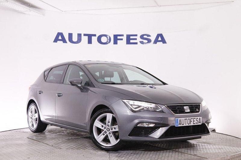Usado Seat Leon FR 150 CV (110 kW) 2018 Gris Utilitario