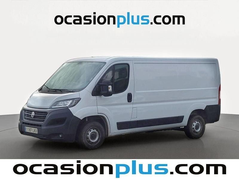 Blanco Usado 2020 Fiat Ducato Van | 17.264 € (Buen precio) - Imagen 1/4