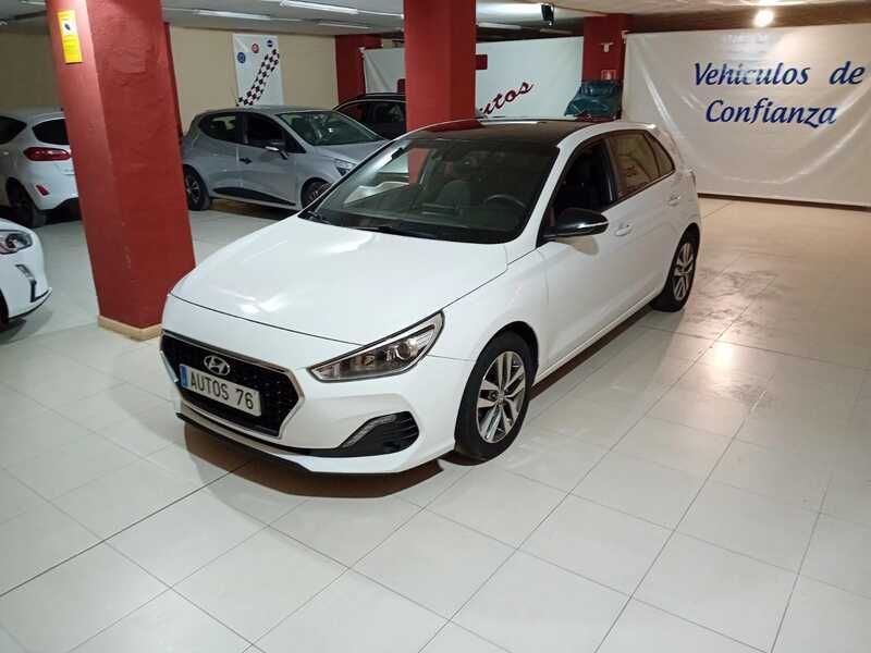 Blanco Usado 2018 Hyundai i30 GO! | 16.900 € (Caro) - Imagen 1/4