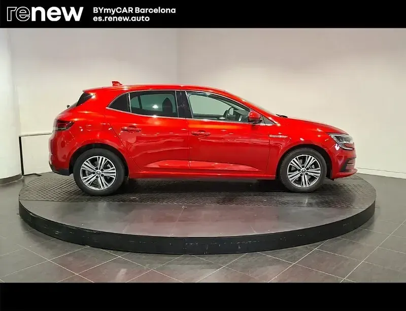 Usado Renault Mégane IV Zen 94 CV (69 kW) 2022 Rojo Berlina