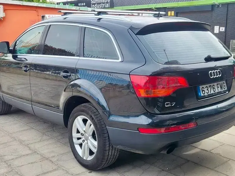 Usado Audi Q7 233 CV (171 kW) 2007 Negro SUV