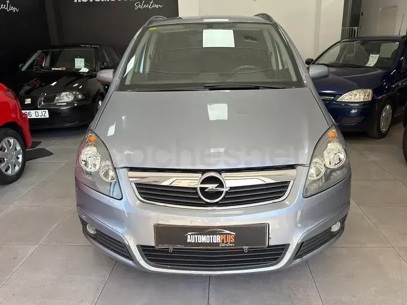 Usado Opel Zafira Cosmo 120 CV (88 kW) 2005 Gris / plata Monovolumen