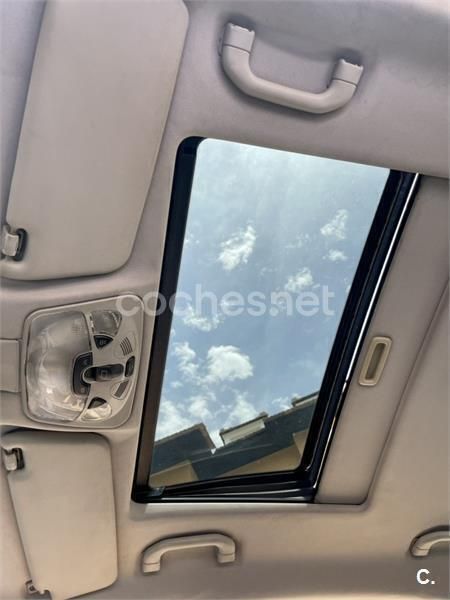 Usado Mercedes CLK270 Avantgarde 170 CV (125 kW) 2005 Gris / plata Coupe