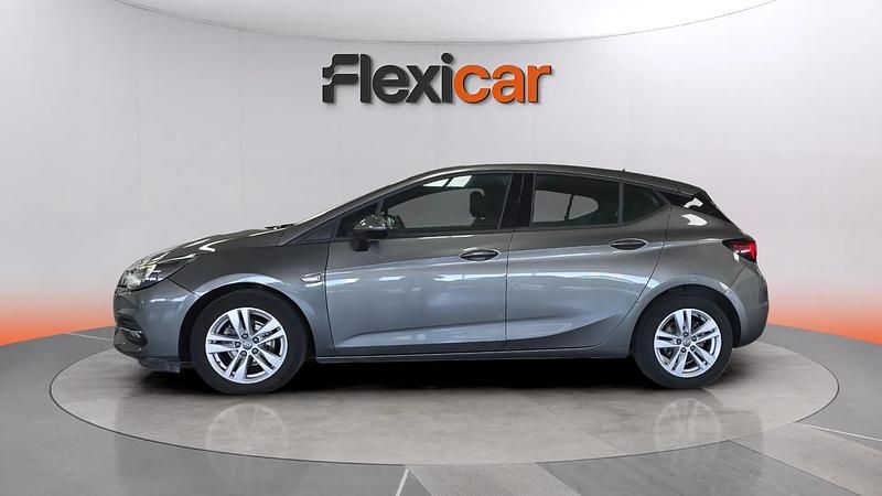 Usado Opel Astra Business Elegance 145 CV (106 kW) 2020 Gris Familiar