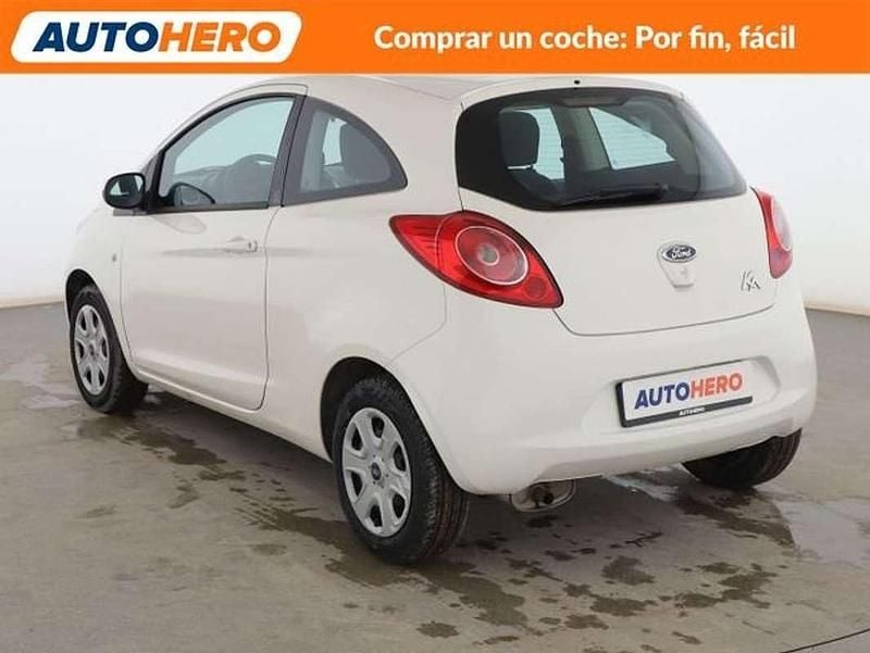 Usado Ford Ka Titanium 70 CV (51 kW) 2014 Blanco Berlina