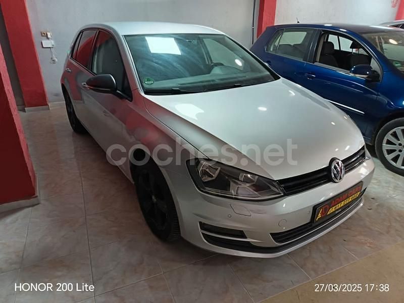 Usado VW Golf VII Edition 105 CV (77 kW) 2014 Gris / plata Berlina