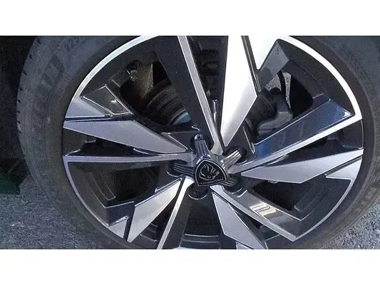 Usado Peugeot 308 Allure 130 CV (95 kW) 2023