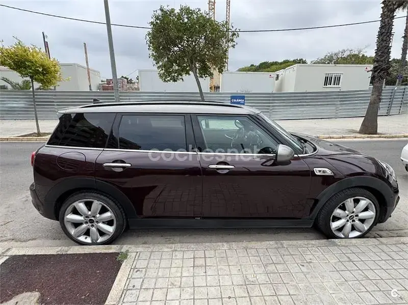 Usado Mini Cooper SD Clubman 190 CV (139 kW) 2018 Granate Familiar