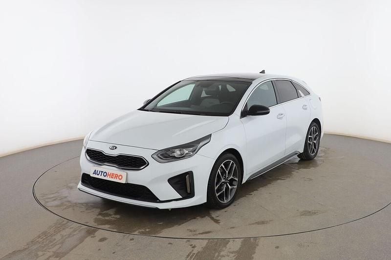 Blanco Usado 2021 Kia ProCeed GT-Line Familiar | 16.599 € (Precio justo) - Imagen 1/3