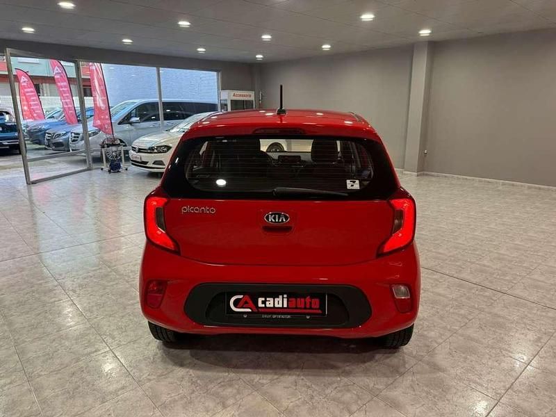Usado Kia Picanto 67 CV (49 kW) 2020 Rojo Utilitario