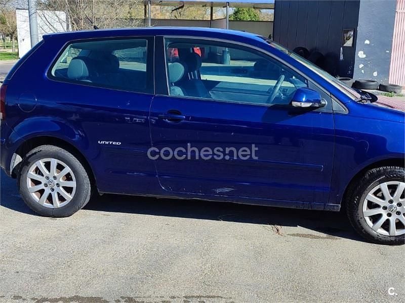 Usado VW Polo United 80 CV (58 kW) 2008 Azul Utilitario