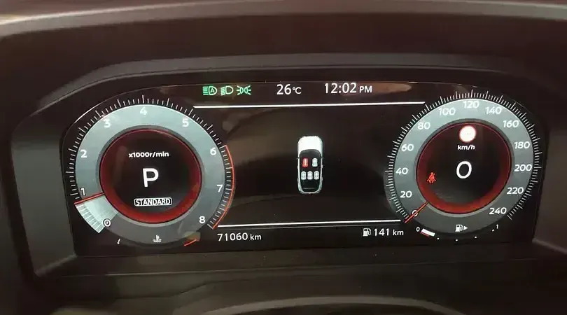 Usado Nissan Qashqai N-Connecta 158 CV (116 kW) 2022 Skyline grey (metalizado) SUV