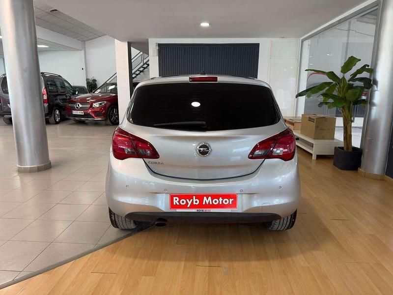 Usado Opel Corsa Design Edition 90 CV (66 kW) 2019 Gris Utilitario