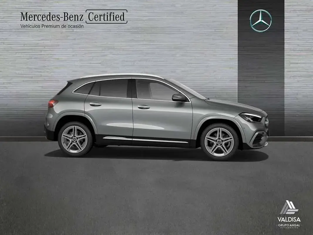 Usado Mercedes GLA200 150 CV (110 kW) 2025 SUV