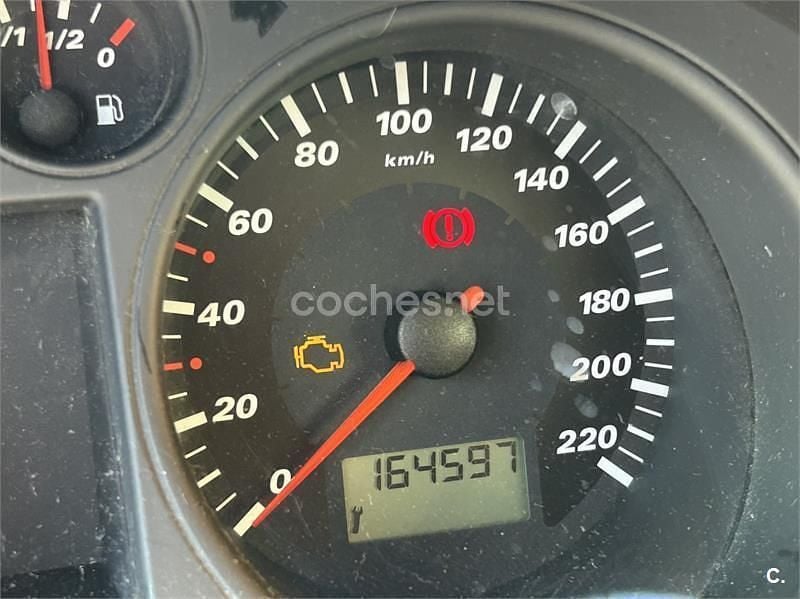 Usado Seat Ibiza Stella 64 CV (47 kW) 2002 Gris / plata Utilitario