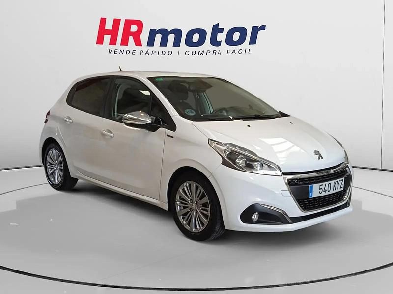 Usado 2019 Peugeot 208 Signature Sky Utilitario | 9940 € (Caro) - Imagen 1/4