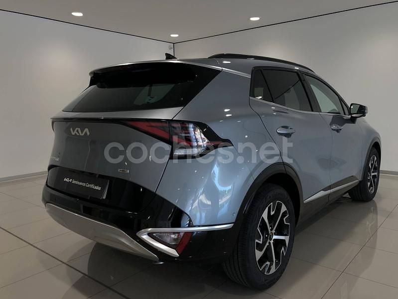 Usado Kia Sportage 215 CV (158 kW) 2025 Gris / plata SUV