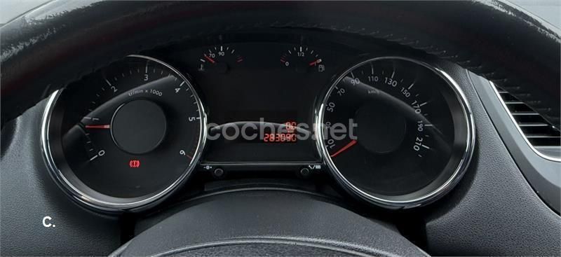 Negro Usado 2010 Peugeot 5008 Monovolumen | 4500 € (Precio justo) - Imagen 1/4