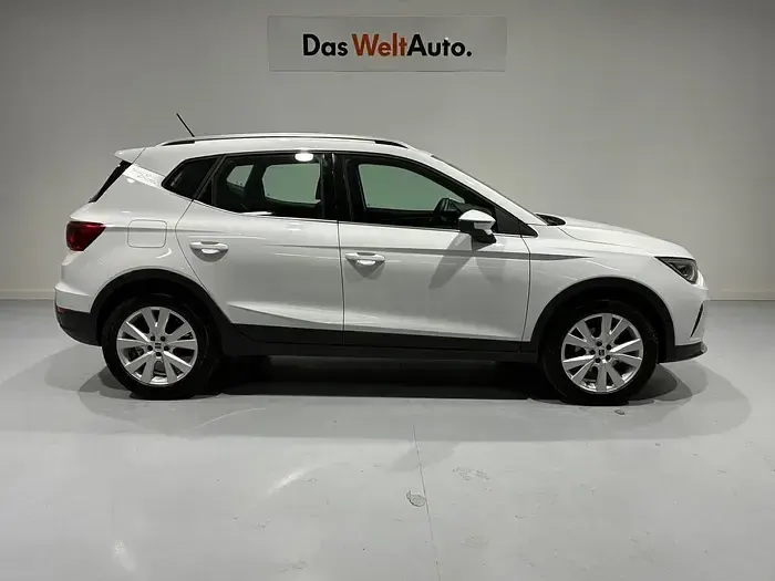 Usado Seat Arona Xperience 115 CV (84 kW) 2024 Blanco SUV