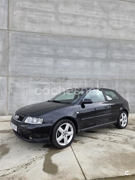 Usado Audi A3 Attraction 130 CV (95 kW) 2002 Negro Utilitario