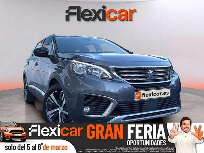 Usado Peugeot 5008 Style 131 CV (96 kW) 2020 Gris SUV