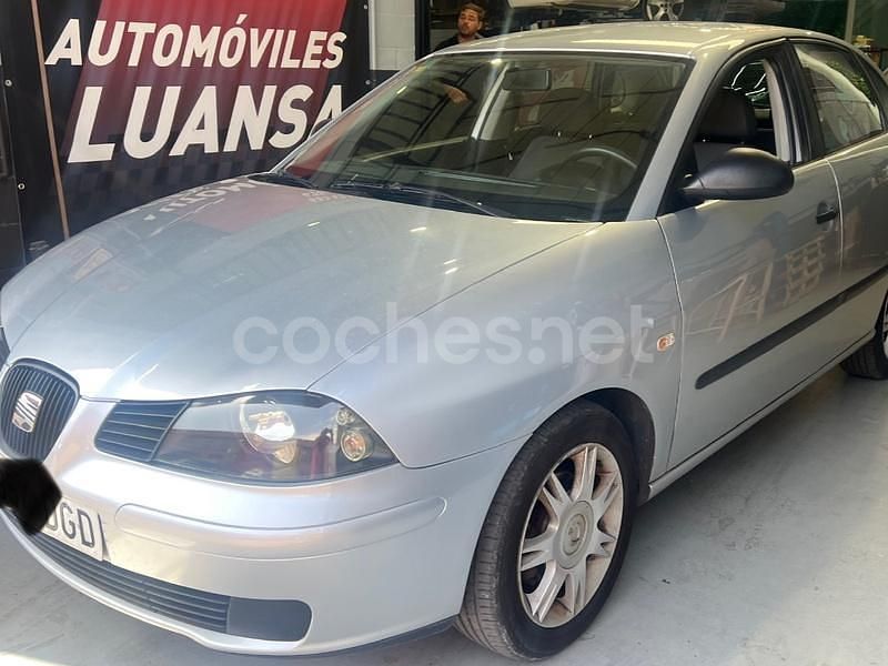 Gris / plata Usado 2005 Seat Ibiza Sport Berlina | 3800 € (Buen precio) - Imagen 1/4